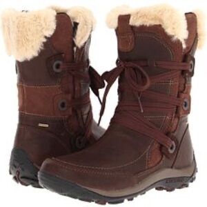 Merrell Dark Brown Winter Boots with Cream Fur WATERPROOF